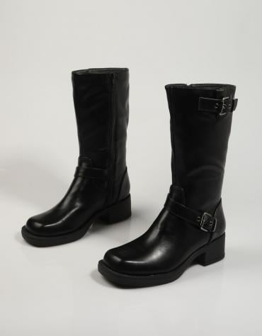 BOOTS 82-1988