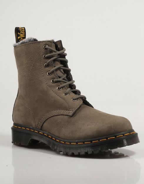 Dr martens clearance 146 dusky